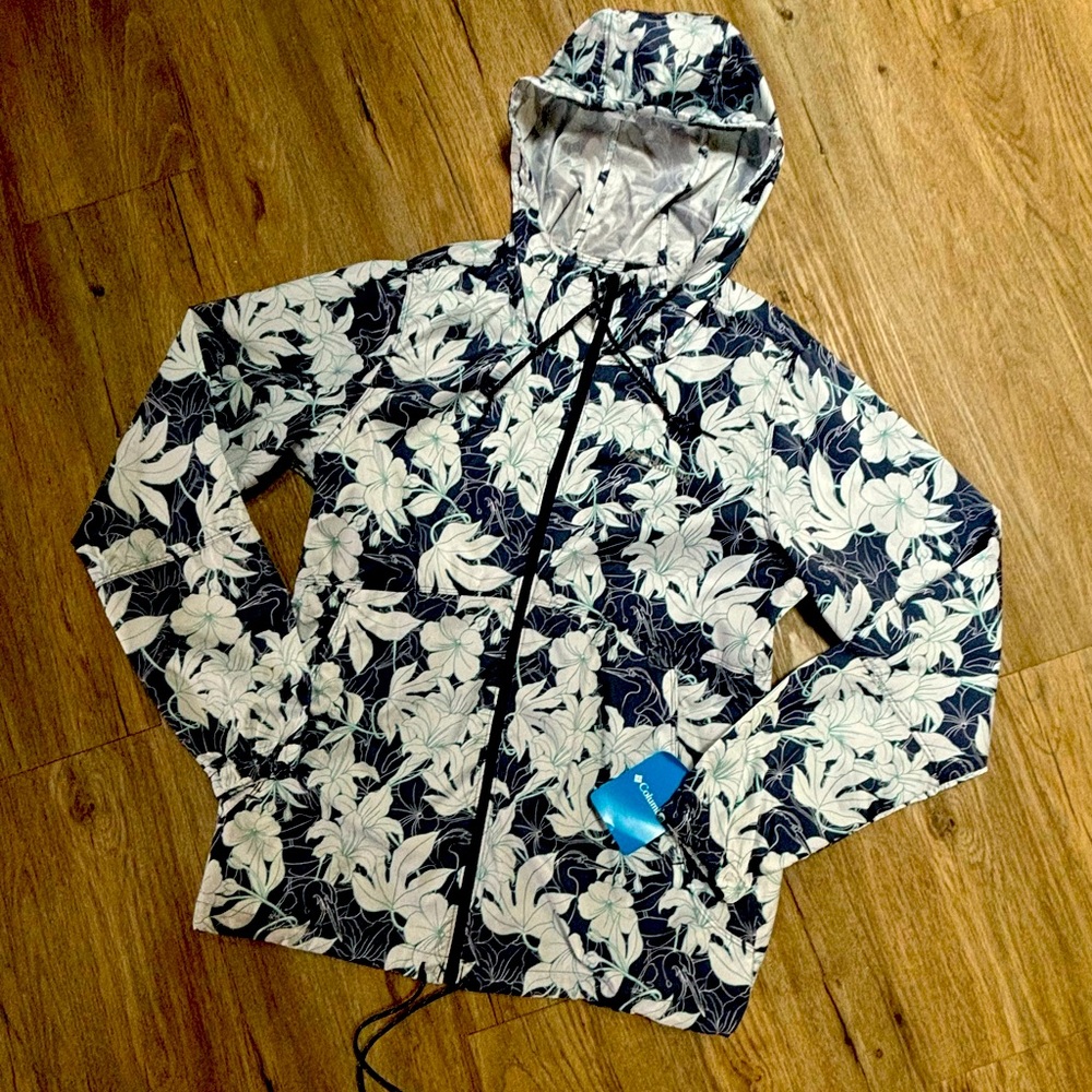 BNWT Ladies Columbia Rain Jacket